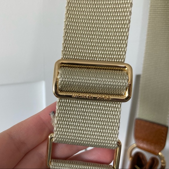 Michael kors crossbody bag - Picture 7 of 8